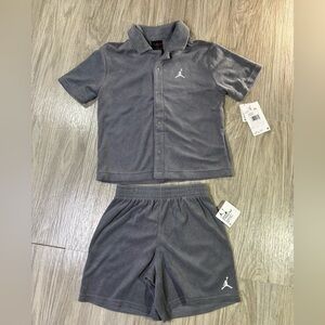 Nike Jordan Toddler/Boy 2pc Set Size 6 Gray Terry Cloth Shirt Shorts NWT